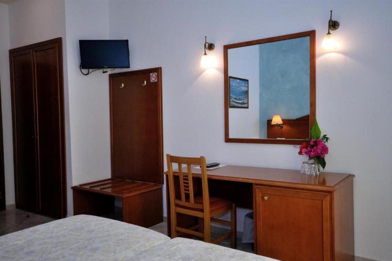 Hotel Marina Village 锡蒂亚 外观 照片